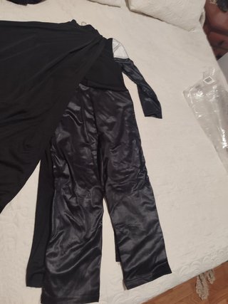 Disfraz Darth Vader Disney Store Talla 5-6.
