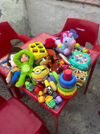 Lote de juguetes infantiles variados