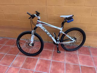 Bicicleta MTB Poco Uso