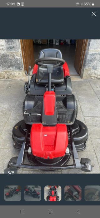 Tractor cortacésped Jonsered rojo