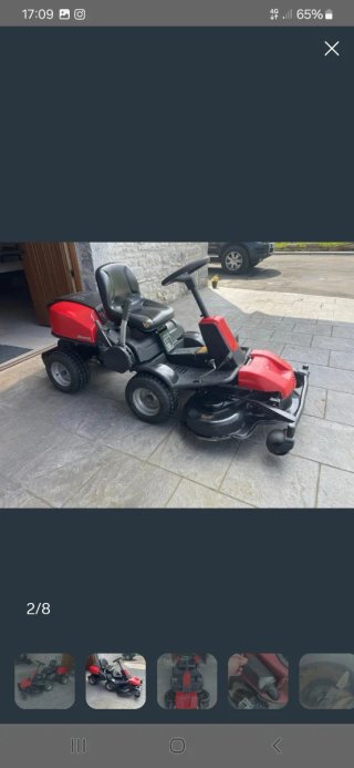 Tractor cortacésped Jonsered rojo