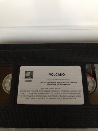 Lote 3 Películas VHS: El Cuervo, Volcano, Asalto a