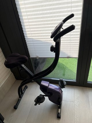 Bicicleta Estática Plegable Morada