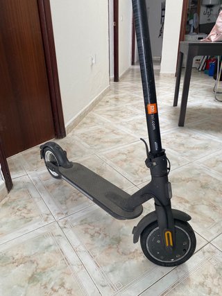 Patinete Eléctrico Xiaomi MI Essential