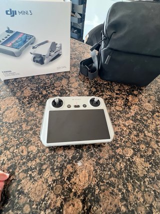 Dron DJI Mini 3