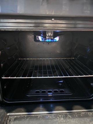 Cocina de gas butano negra