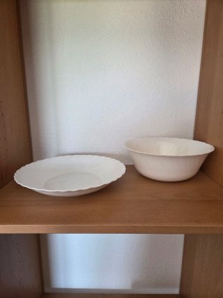 Juego de platos de porcelana blanca