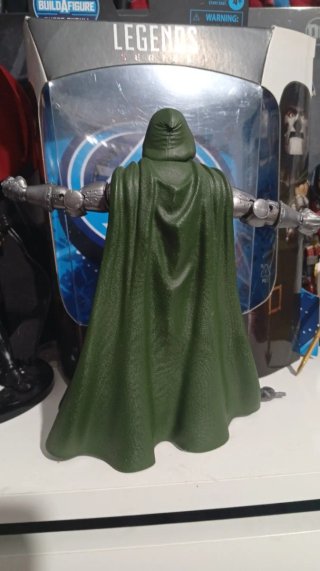 Marvel Legends Doctor Doom Figura super skrull
