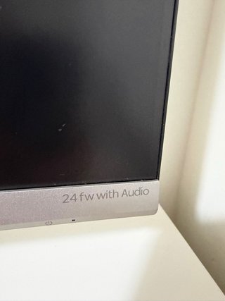 Monitor HP 24fw con altoparlanti