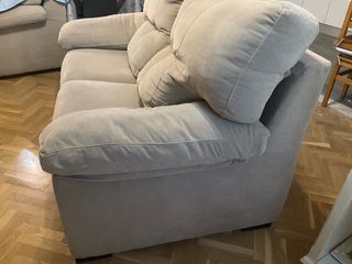 Sofá 2 plazas tela beige, anti manchas