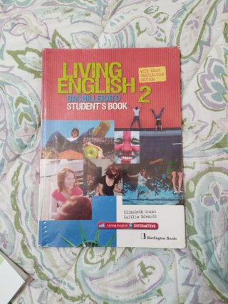 Living English 2 Bachillerato. Student's book