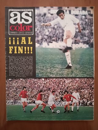 As Color Nº141 Enero 1974. Póster FC Barcelona.
