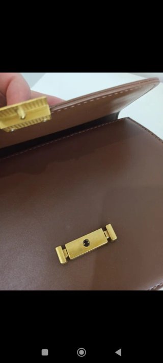 Bolso de mano marrón