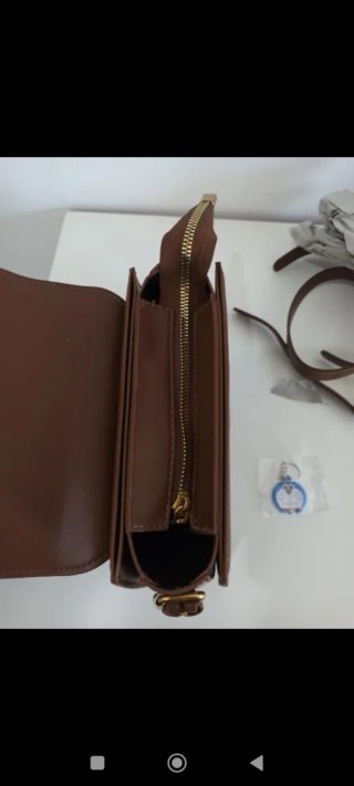 Bolso de mano marrón