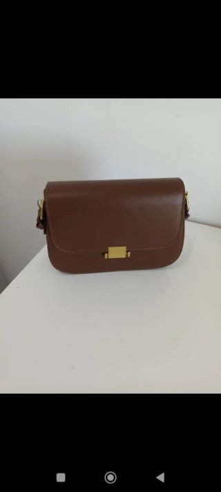 Bolso de mano marrón