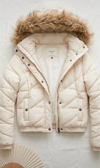 Abrigo cazadora Zara crema con pelo