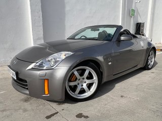 Nissan 350Z Roadster HR 313 CV RHD
