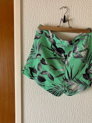Calções Pull&Bear Verdes Estampados Tamanho M