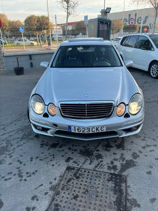 Mercedes-Benz E 270 2003