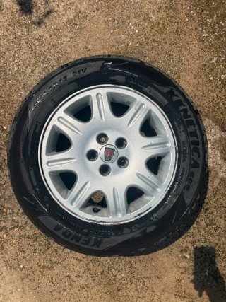 Ruedas rover 75