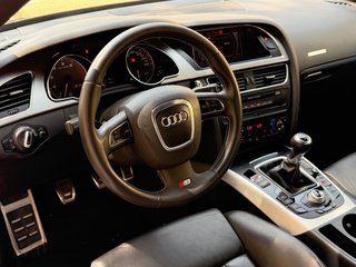 Audi S5 V8 QUATTRO (50.000km) JOYA SOBRE RUEDAS.