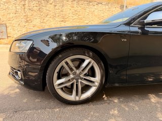 Audi S5 V8 QUATTRO (50.000km) JOYA SOBRE RUEDAS.