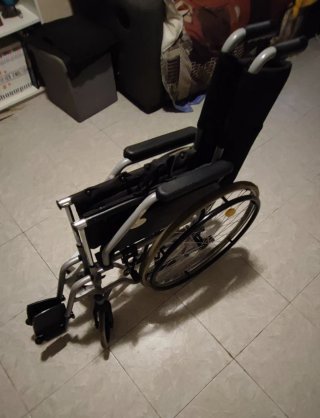 Silla de ruedas plegable autopropulsable – Funcion