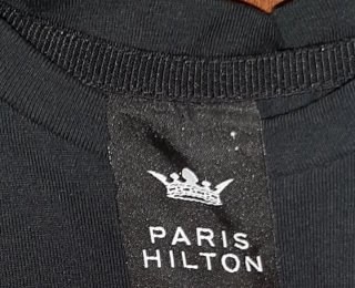 Maglietta Paris Hilton nera con strass