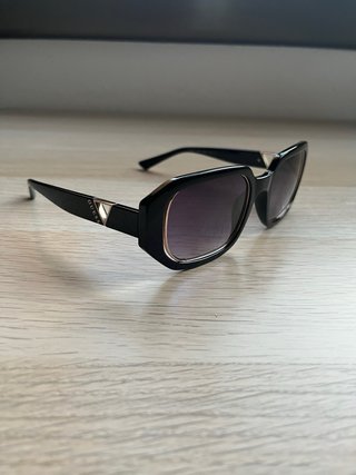 Gafas de sol Guess GU7817 01B