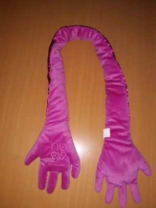 Bufanda solidaria Hugo rosa