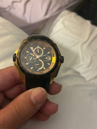 Reloj Time Force Negro y Dorado