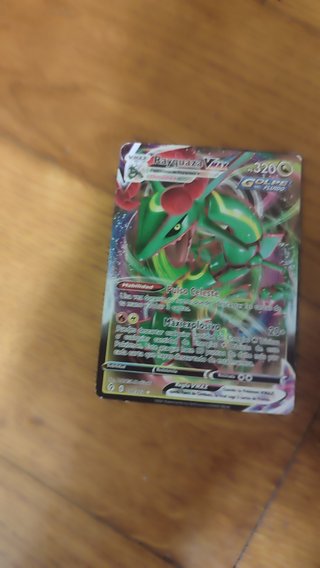 Carta Pokémon Rayquaza VMAX 320 HP