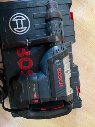Taladro percutor Bosch Professional