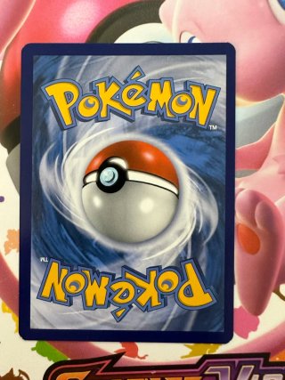 Roxy Carta Pokémon