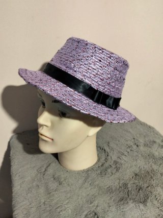 Sombrero de cuerda morado con cinta negra