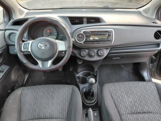 Toyota Yaris 2012