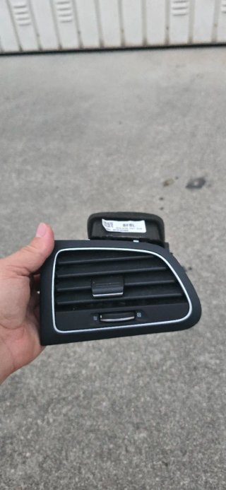 Grelha Ventilação Megane IV Direita