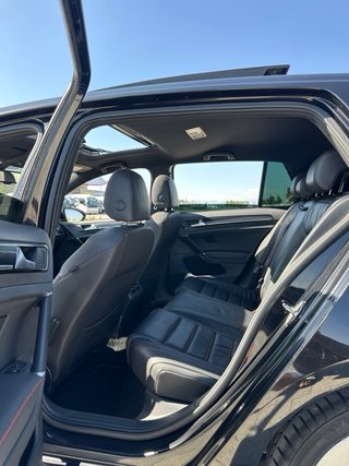 Volkswagen Golf GTI 7
