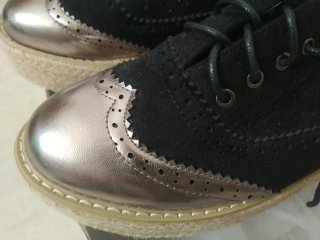 Zapatos plataforma negro/dorado - talla 38