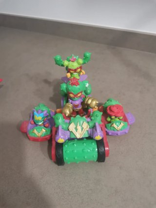 Superzings Vehículos y Figuras