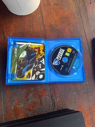 PS4 Pro + Rocket League y F1 2021