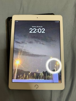 Apple iPad 5ª Gen 32GB Wi-Fi Gris Espacial