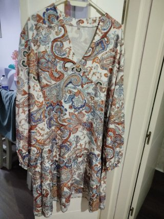 Vestido blanco estampado paisley