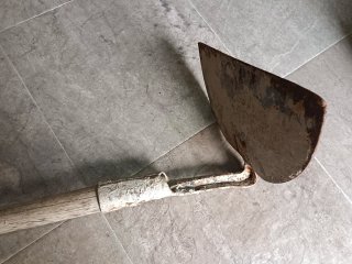 Azada o rastro para hacer masa