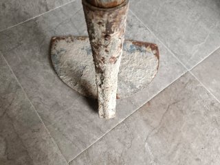 Azada o rastro para hacer masa