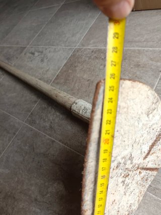 Azada o rastro para hacer masa