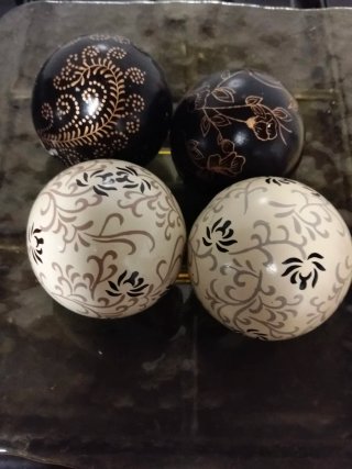 Bolas Decorativas Negras y Blancas