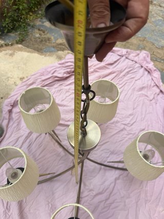 Lámpara de techo dorada con 5 tulipas