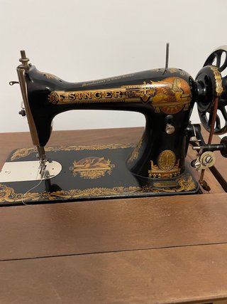 Máquina de coser Singer antigua