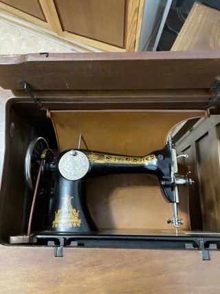 Máquina de coser Singer antigua